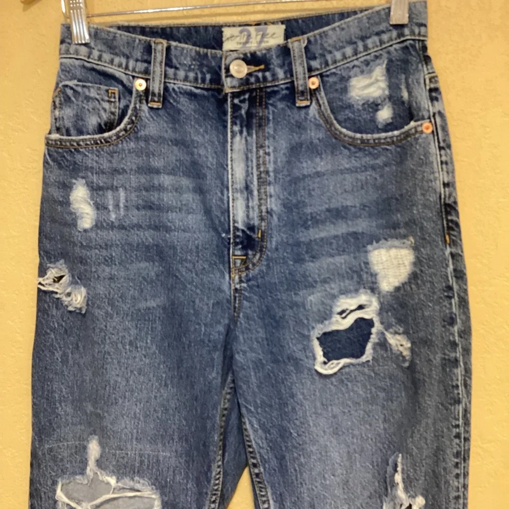 Free People‎ CRVY Highly Distressed High Rise Women's Jeans Straight Leg Size 27